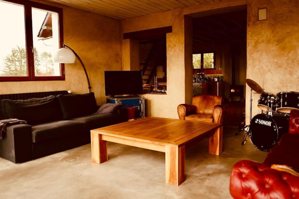 Maison Vue Panoramique Depuis Le Coteau De ชีนง ภายนอก รูปภาพ